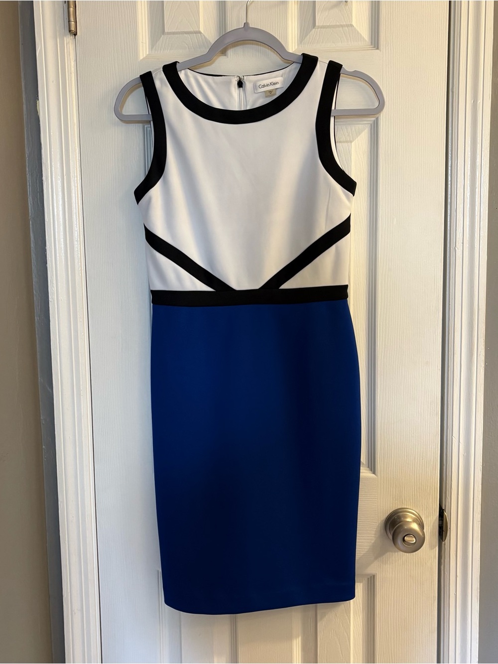 Calvin Klein Dress Womens Sleeveless White Black Blue Sheath Midi Knee Size 4P